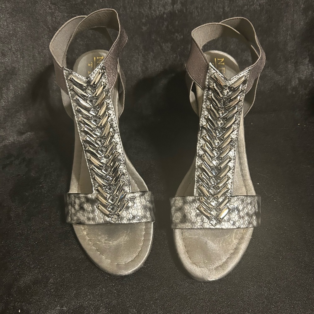 New York Transit Silver Beaded T-Strap Sandals